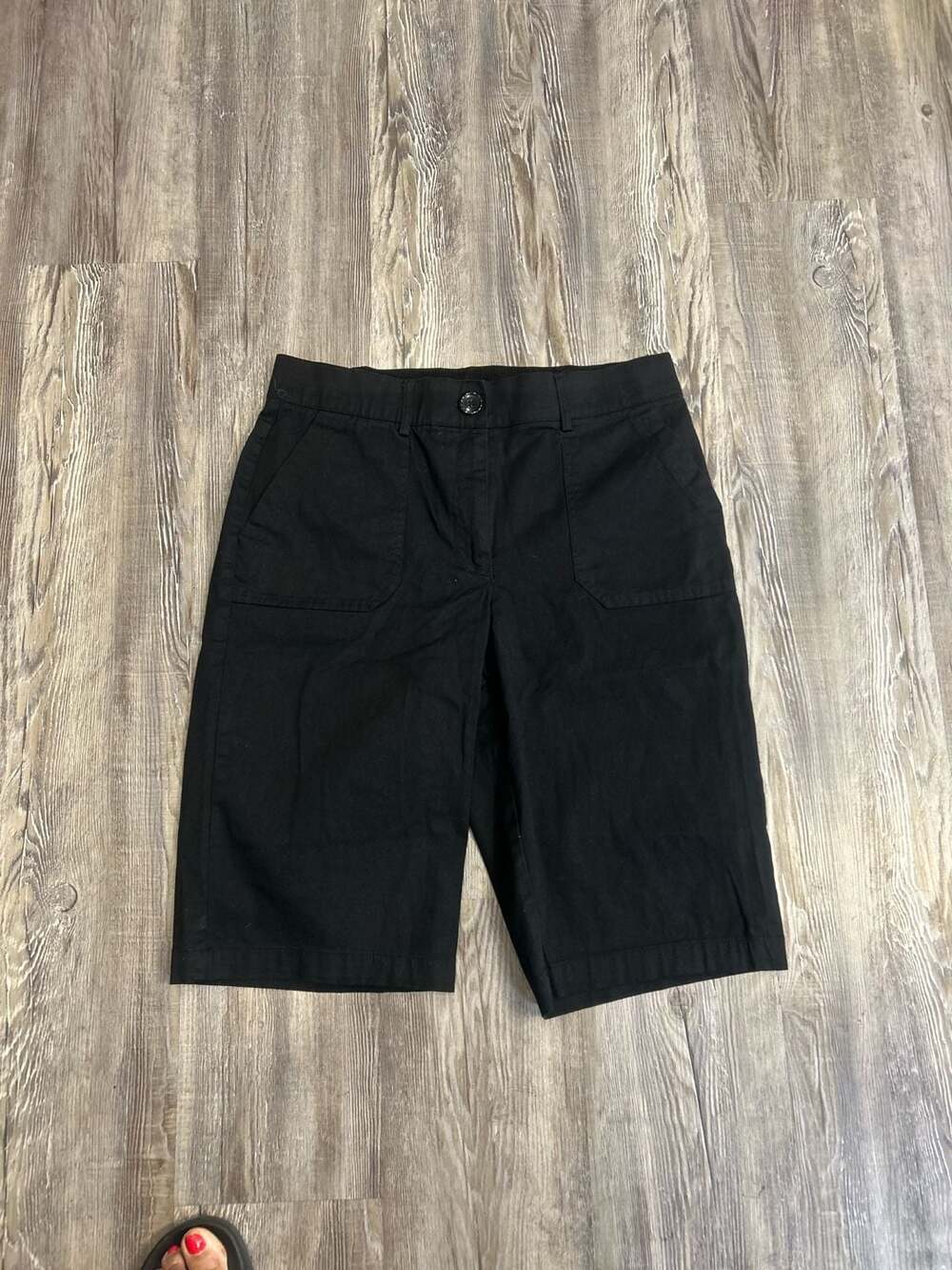Counterparts Women's Black Straight Leg Bermuda Walking Shorts Size 12